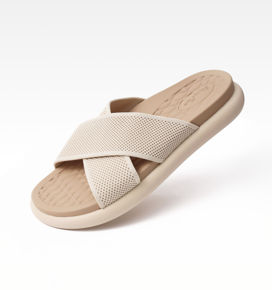 Sand Beige / 35